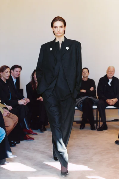 Look 33